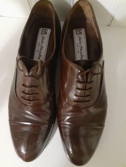 Shoe