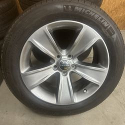 Michelin 235/55/r18 On Dodge Charger/challenger Rims 