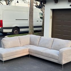 🛋️ Sectional Sofa/Couch - 3 Months Old - LIKE NEW - Microfiber - Gray - Delivery Available 🚛