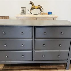 Grey Dresser
