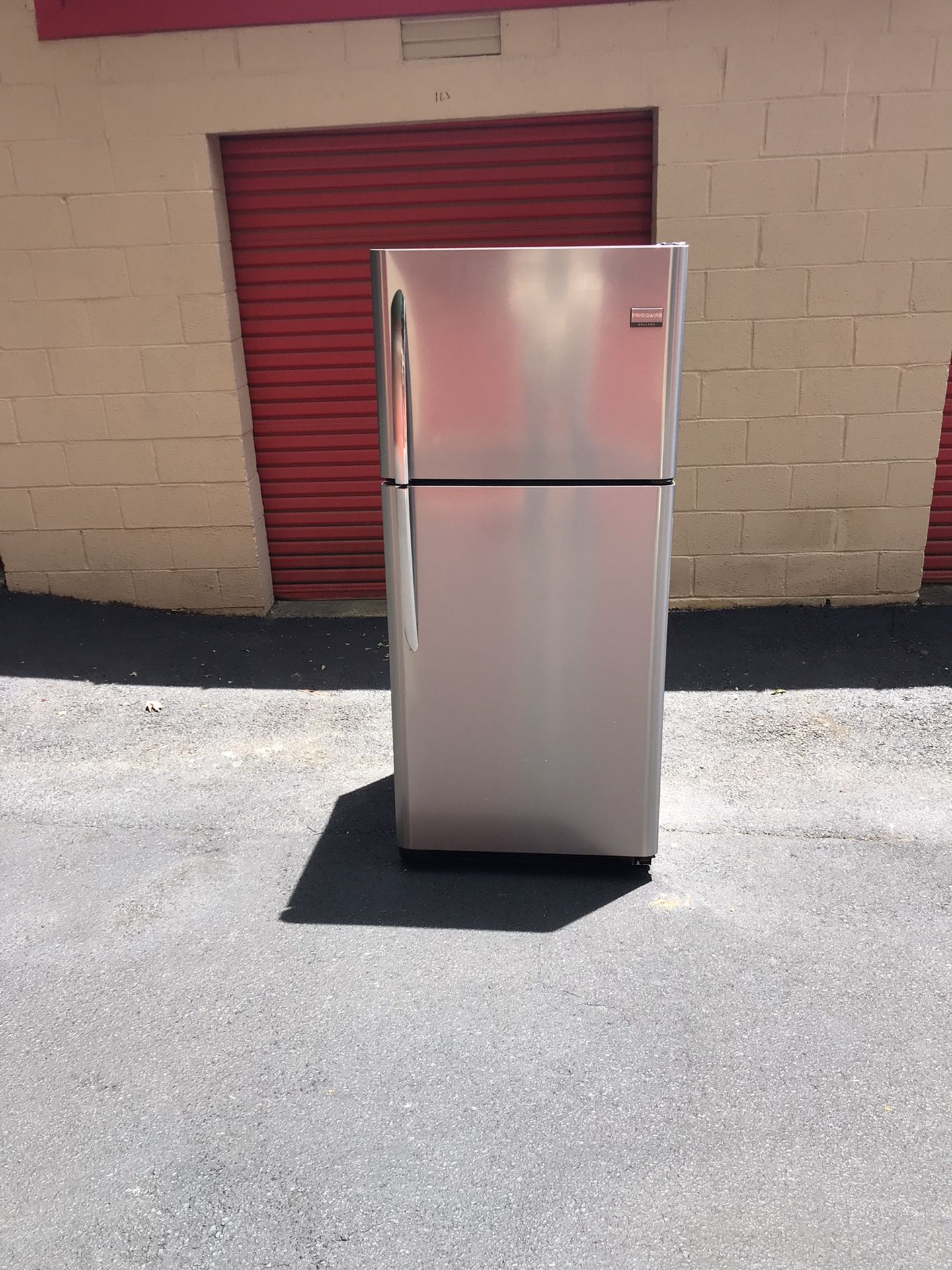 Refrigerator
