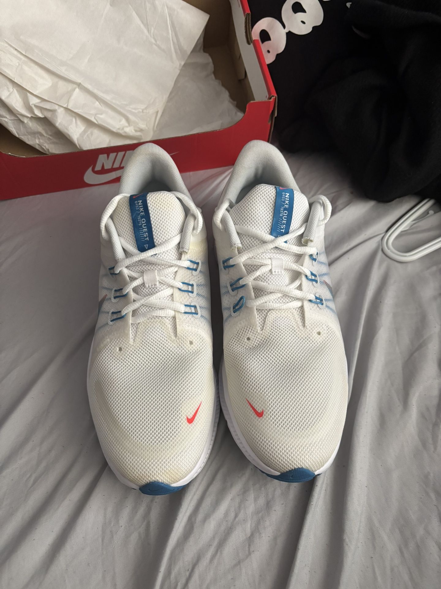 Nike Sneaker