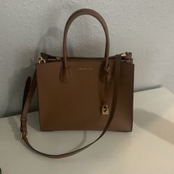 Michael Kors Mercer Large Saffiano Leather Tote Bag for Sale in