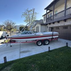 Beautiful 2003 Sanger Skiboat 