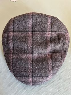 Neiman Marcus Gray Purple Plaid Wool Flat Cap
