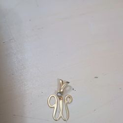 "W"  Pendant (Not Gold)