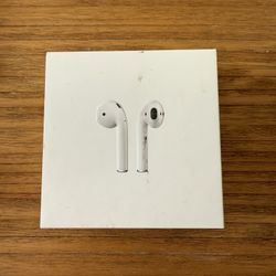 Apple AirPods with Charging Case