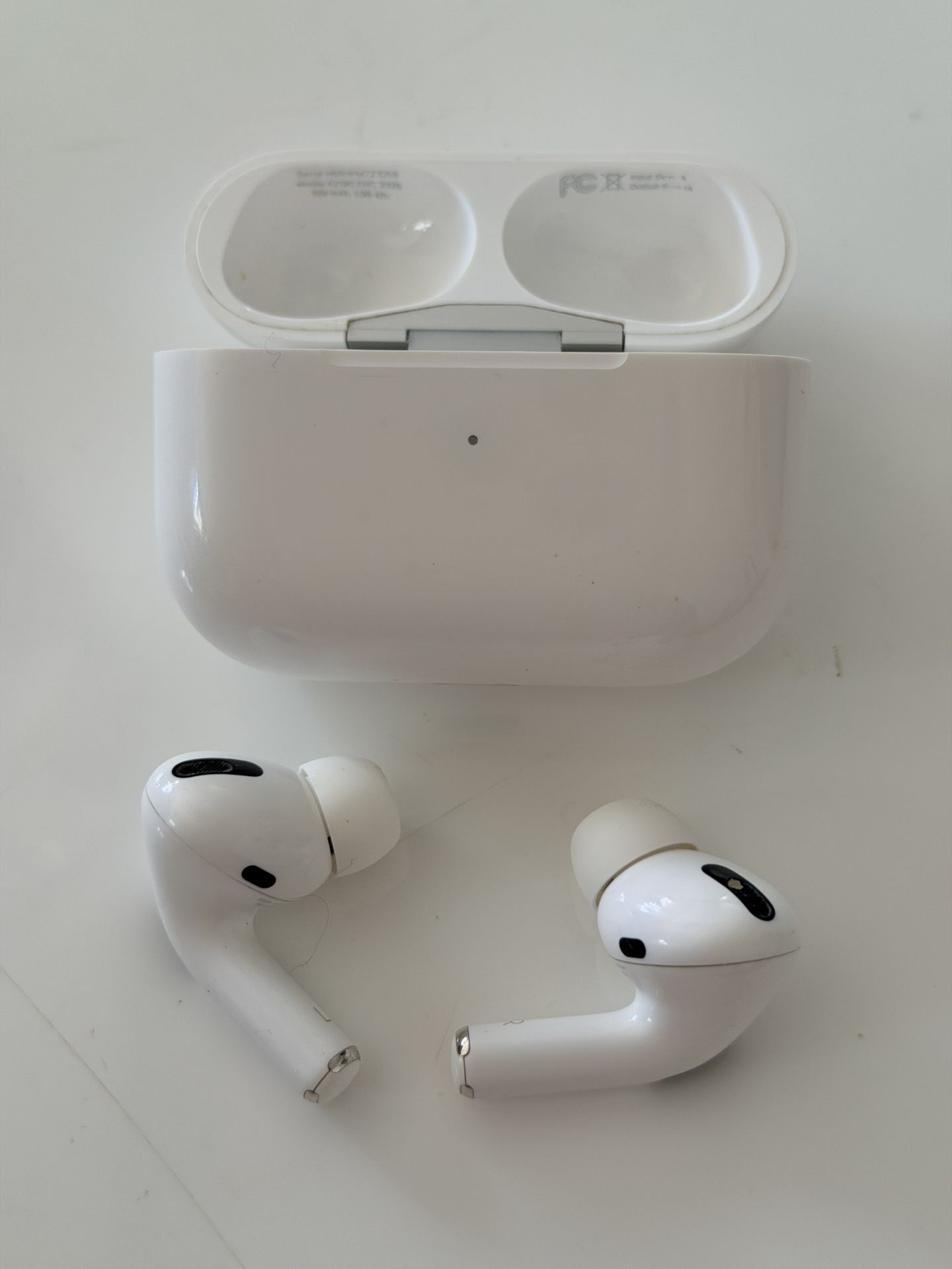 AirPods Pro 2 (Used)