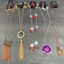 10 Piece Lot Fashion Necklaces 