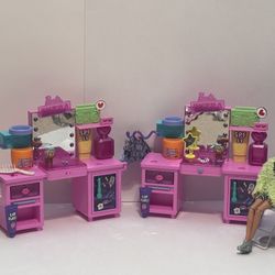 Barbie Extra Doll & Vanity With Exclusive Doll