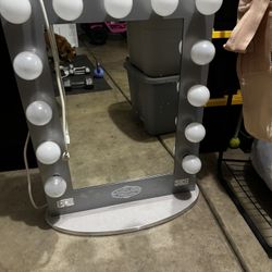 Vanity Girl Mirror 