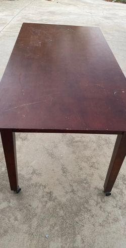 Free table Fallbrook