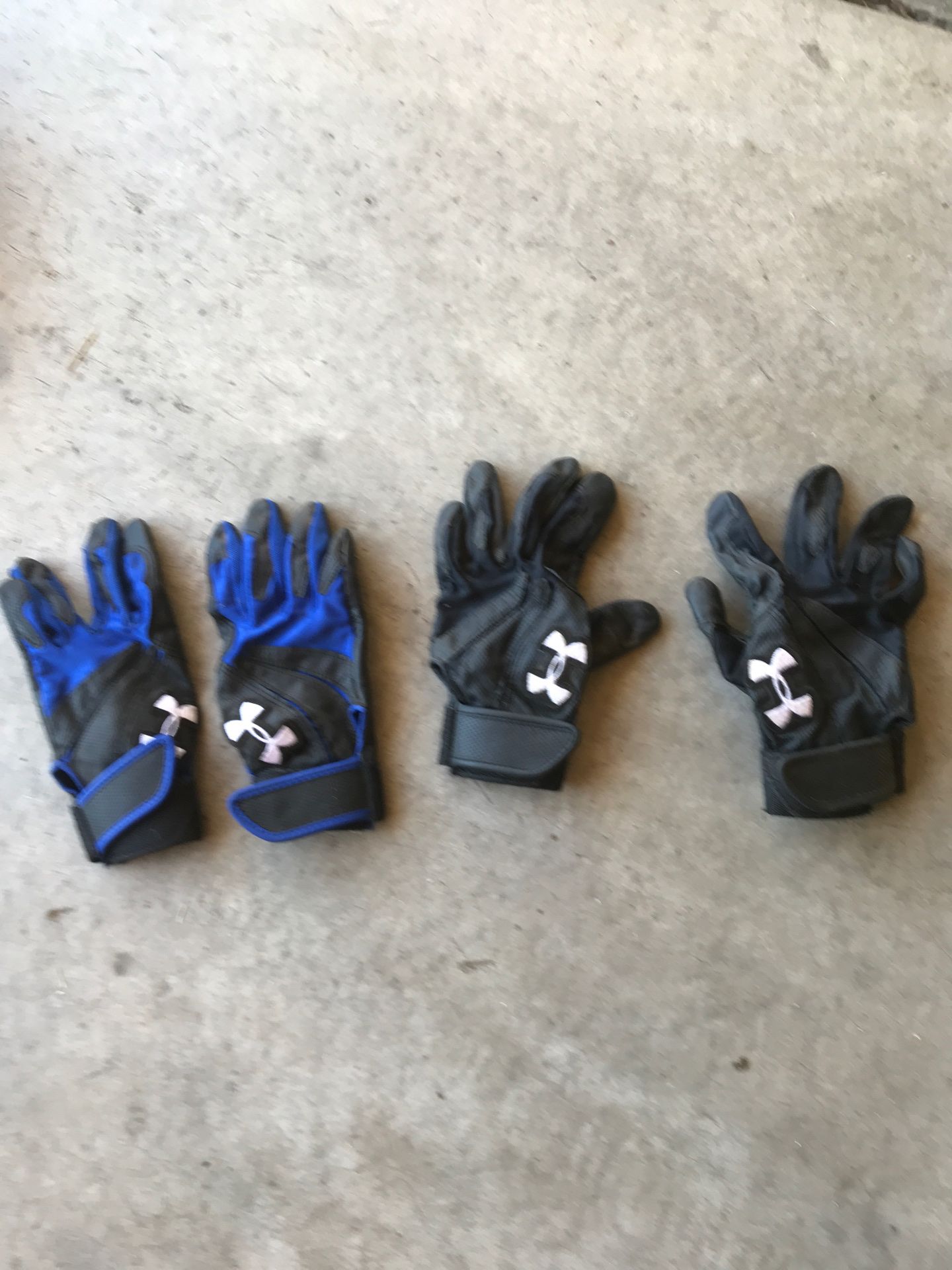 2 pairs of UnderArmor and 1 pair Easton baseball batting gloves