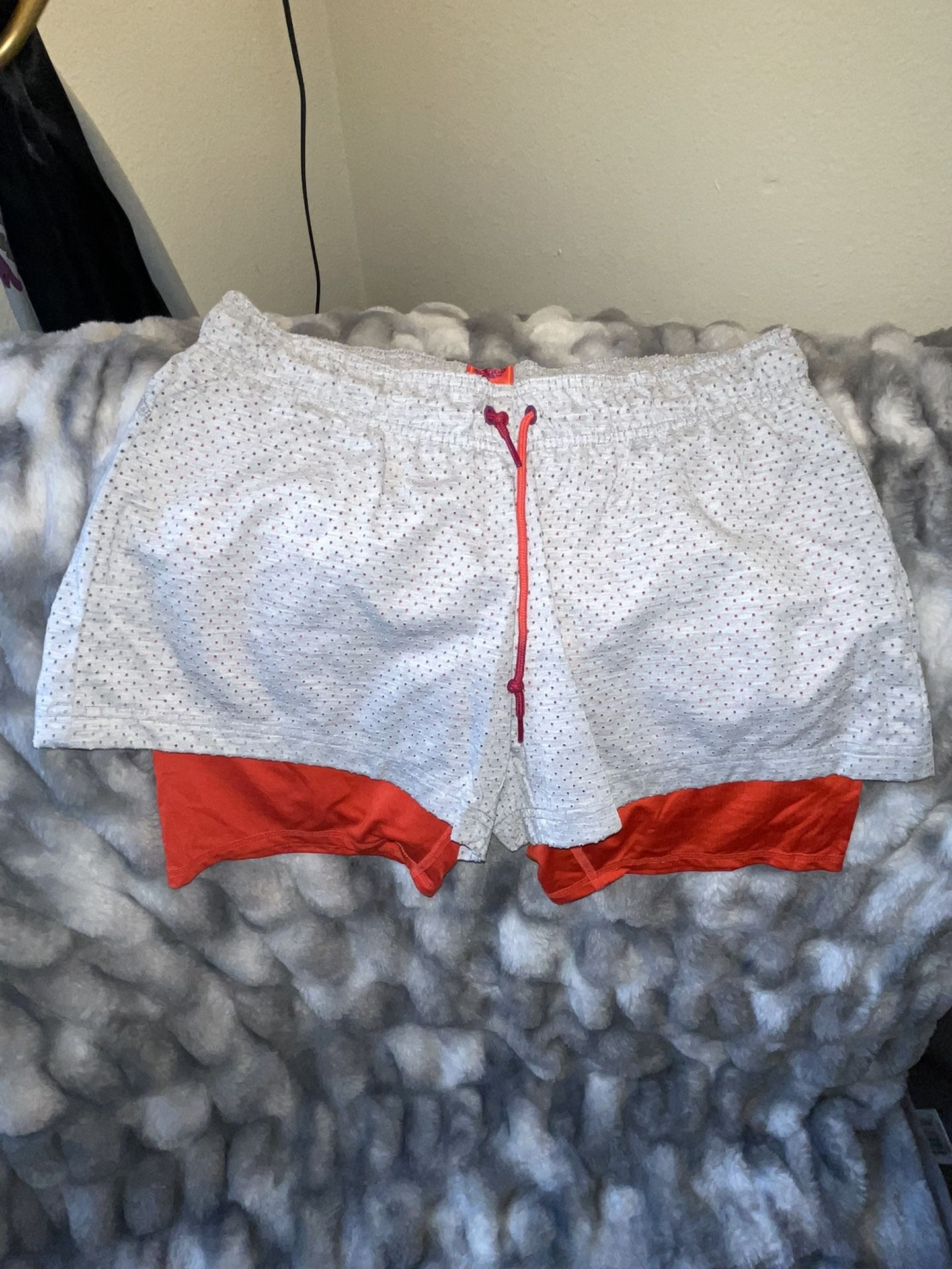 Womens Adidas Shorts Size Large (16/18)