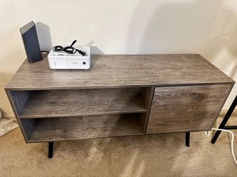 Selling TV Console/Stand