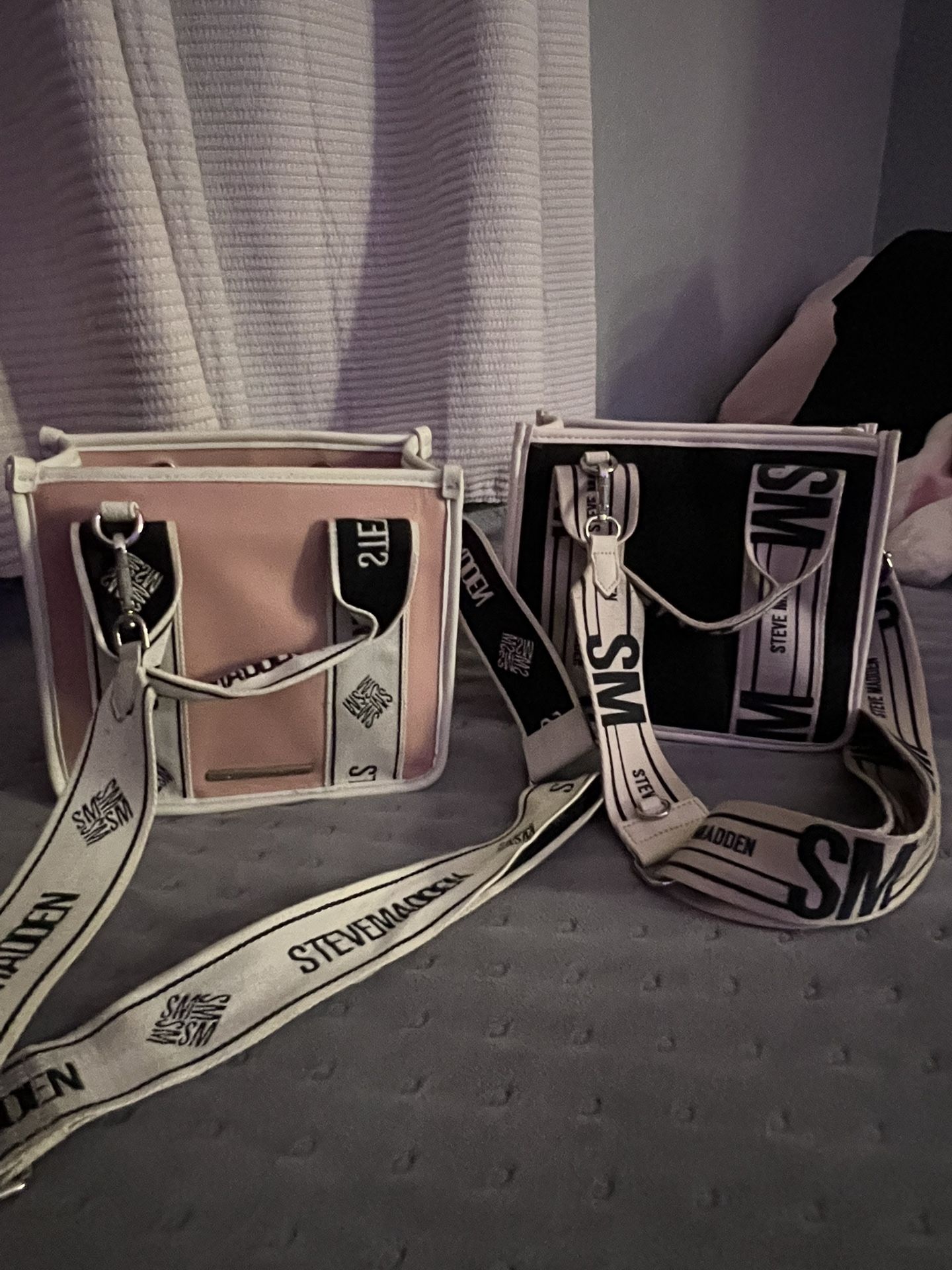 Steven Madden Purses !!