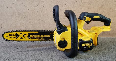 Dewalt DCCS620 20V Max XR Lithium-Ion Cordless Brushless Battery Powered 12" Chainsaw - Tool Only - No Battery - No Charger - Working
