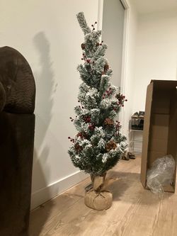 Fake  Christmas Tree