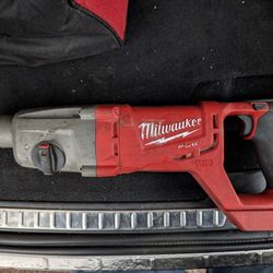 Milwaukee M18 Fuel Roto Hammer