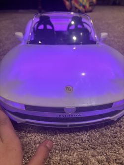 Rainbow high color changing car great condition