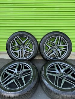 Ford Explorer ST Factory Wheels Tires