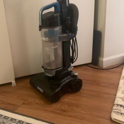 Vacuum Cleaner