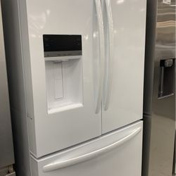French Door Frigidaire Refrigerator 