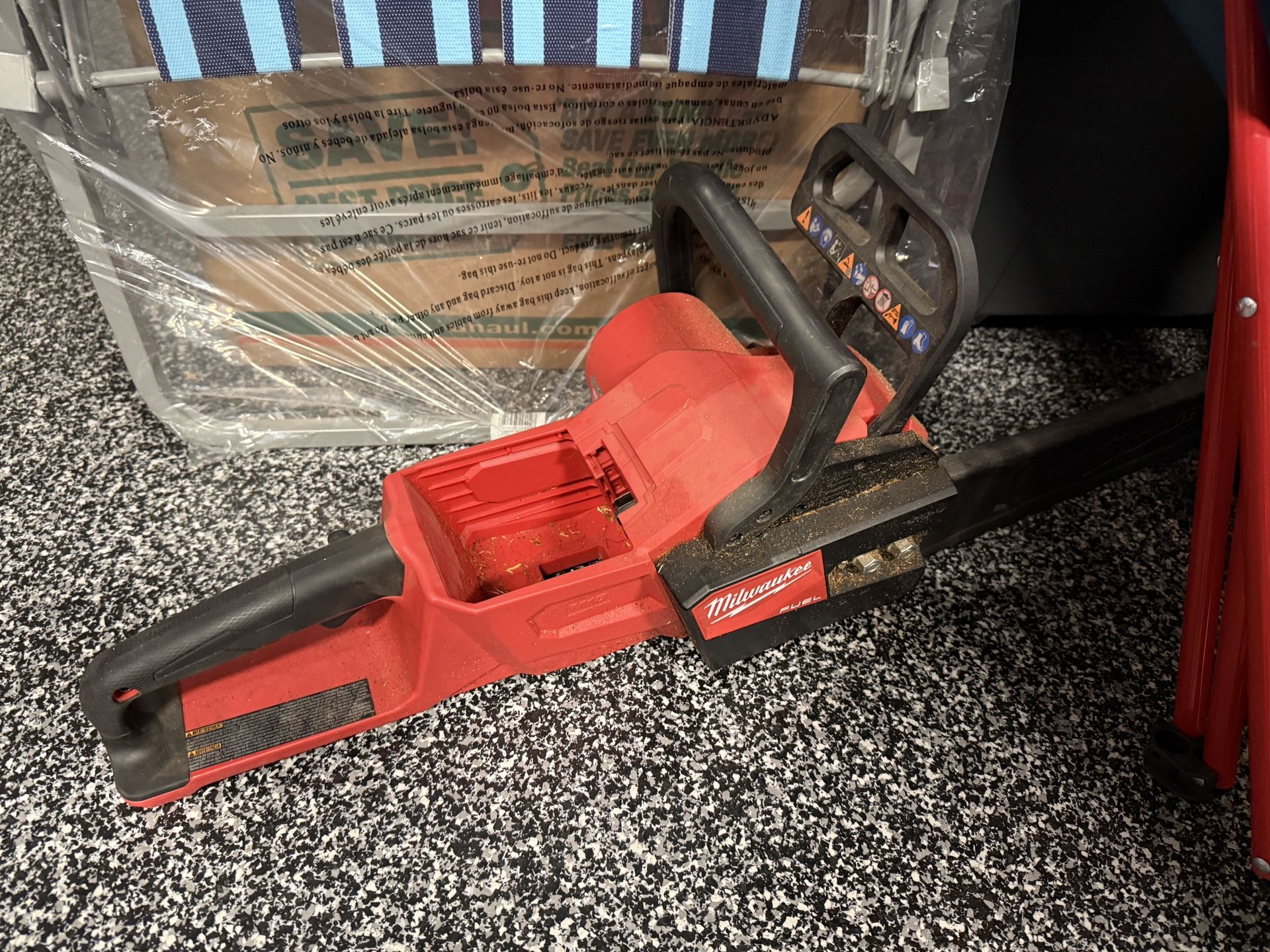 Milwaukee M18 Chainsaw