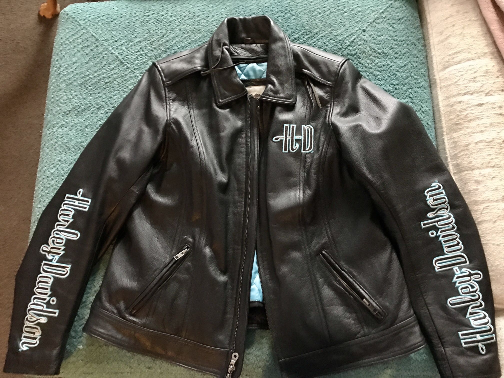 Ladie’s Harley Davidson Leather Jacket