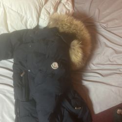 moncler puffer size large