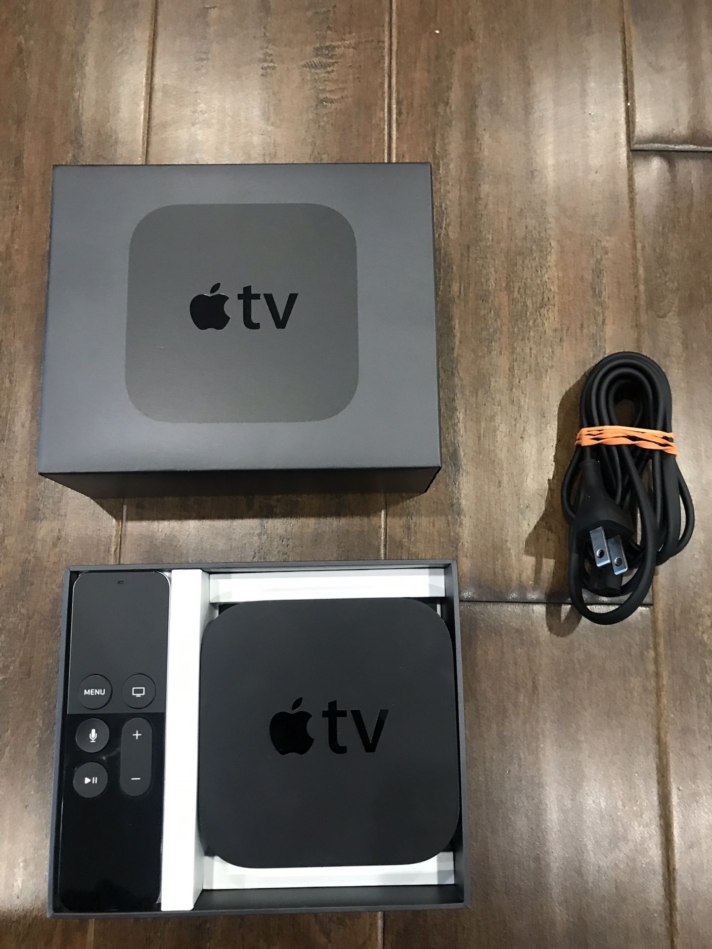 Apple TV Model A1625 32GB Black (MGY52LL/A)
