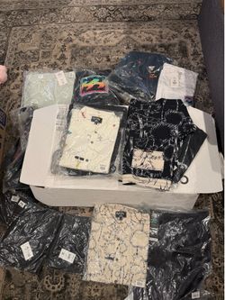 Brand New Billabong Clothing Lot