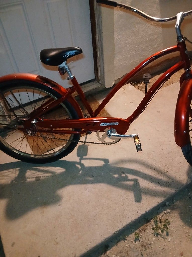 ELECTRA Beach Cruiser  "THE BETTY"