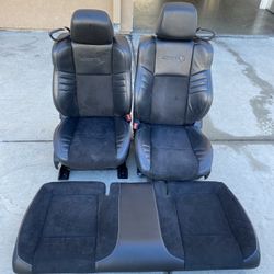 Dodge Challenger Seats
