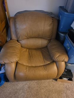 Pleather reclining chair