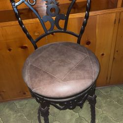 Set Of 2 Counter Top chairs 