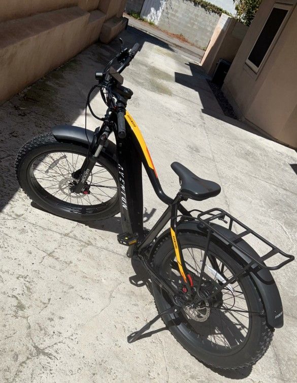Aventon Adventure E-Bike