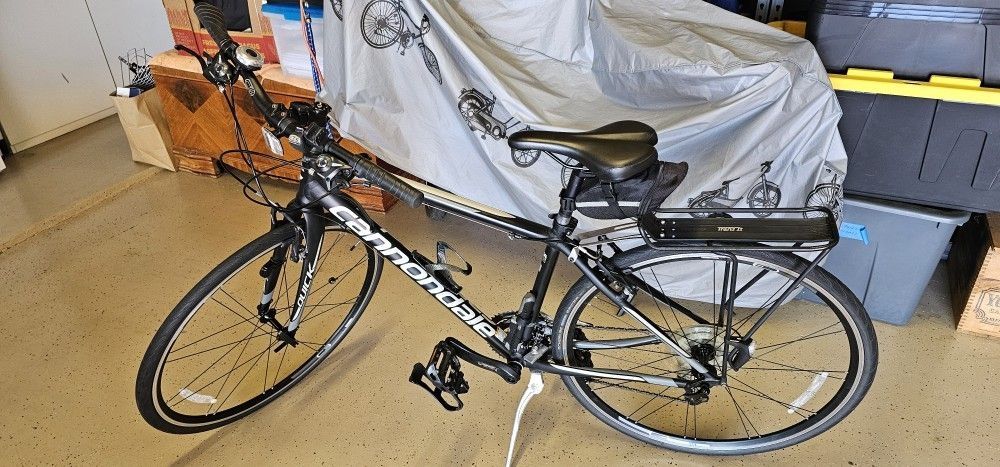 Cannondale Hybrid Bike Quick 4 PERFECT