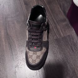 Gucci Sneakers 7.5