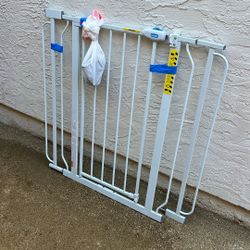 Baby Gate By Regalo 36 High 38-40 Across