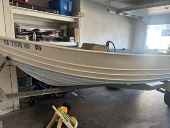 1983 16’ Klamath XL