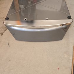 Maytag washer or dryer pedistool with drawer