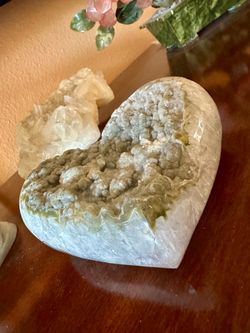 NATURAL AGATE DRUSY QUARTZ CLUSTERS AGATE GEODE HEART