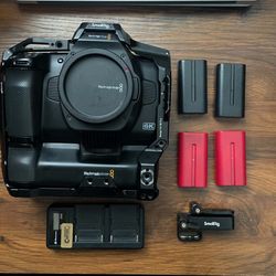 Blackmagic Design Pocket Cinema Camera 6K Pro (Canon EF)