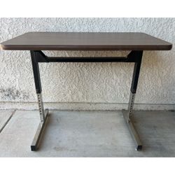 Adjustable portable large table/Tray