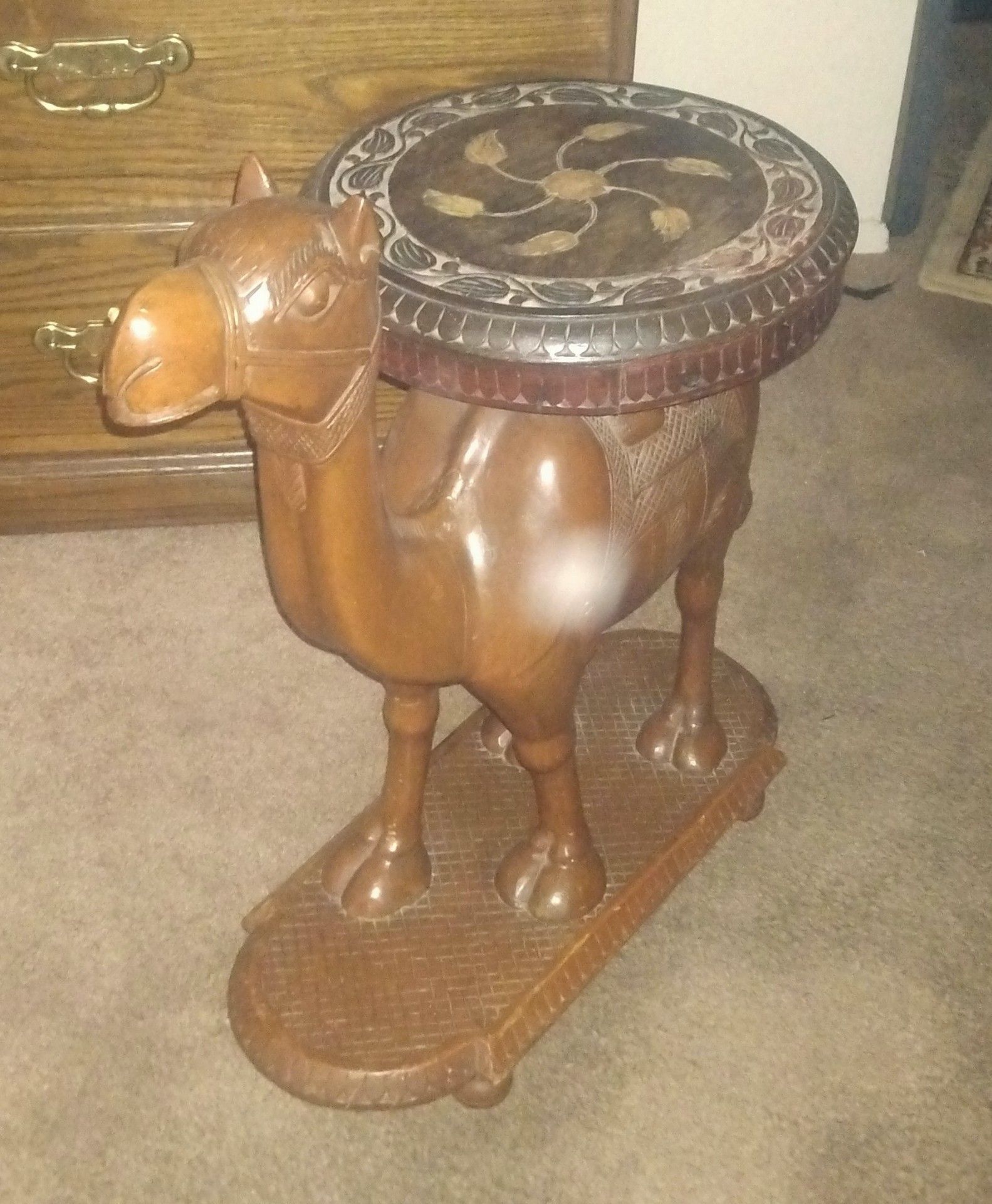 Camel Table