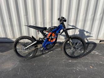Surron lbx 204 new 300 miles