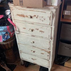 Dresser - White/Weathered/5 Drawer