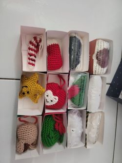 Crocheting kit