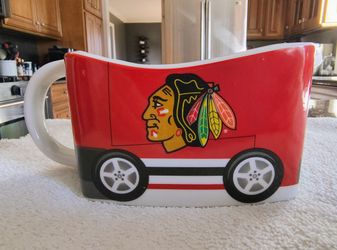 Chicago Blackhawks 2018 Zamboni COLLECTOR'S EDITION GRAVY BOAT NHL Hockey